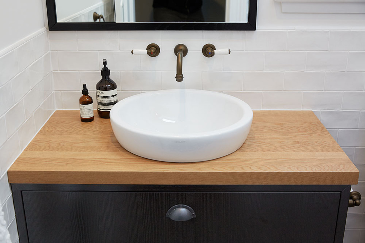igd-portfolio-image ingrid geldof Traditional Bathroom ensuite, wardrobe and kitchen design